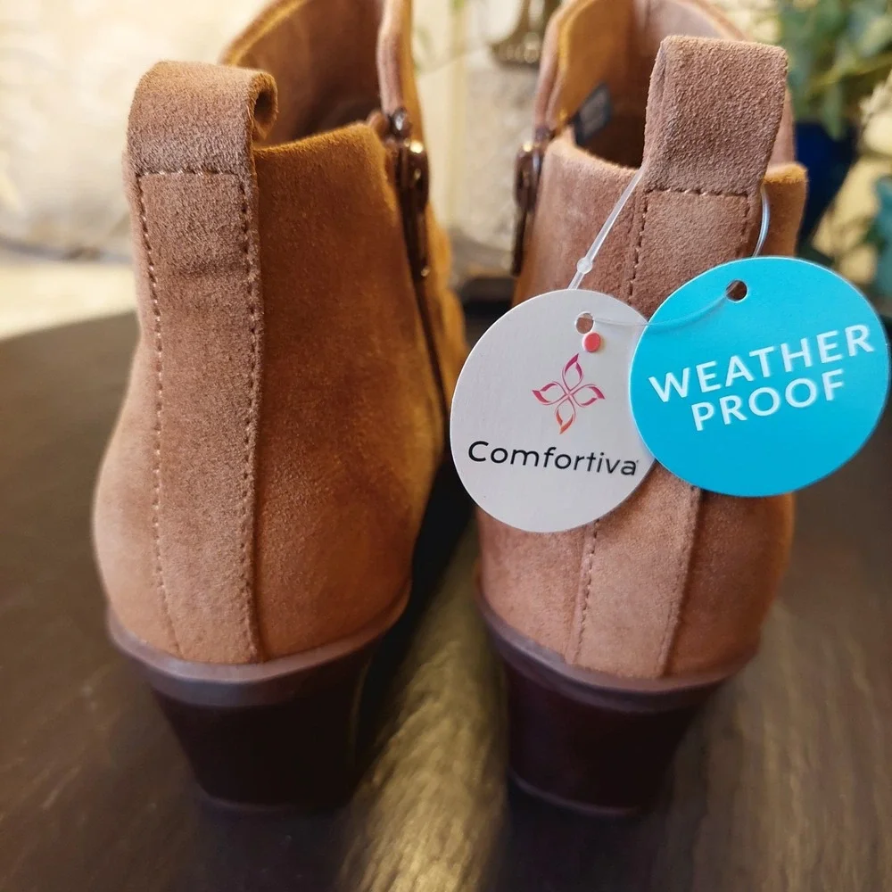 NEW!‎ Comfortiva Women's Brandy Ankle Boot Brown Waterproof Suede Size 7 $150